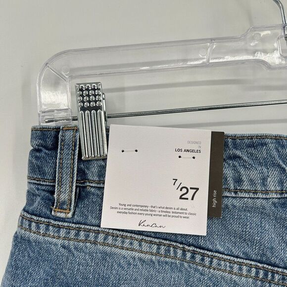 NWT KANCAN Ivanna Ultra High Rise Mom Jean Shorts Distressed Denim Size 7 / 27 - Picture 6 of 8